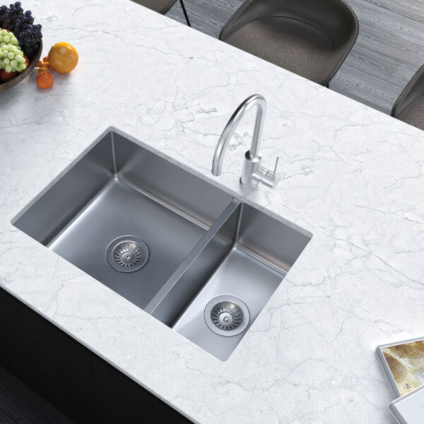 Lunio 670 One and Half Bowl Sink